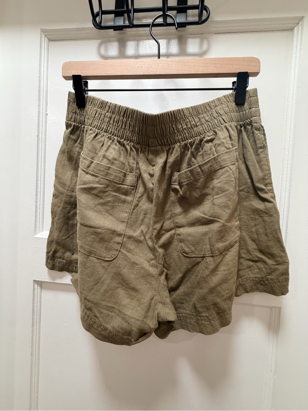 Old Navy Women’s Linen Blend Pull-On Shorts – Medium – NWT - Picture 3 of 3